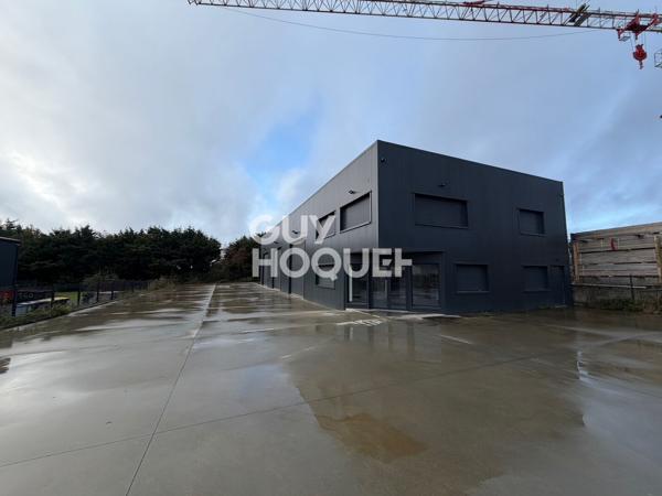 Local d'activité Saint Ouen De Thouberville 490m2
