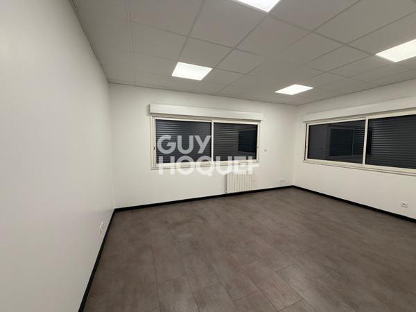 Local d'activité Saint Ouen De Thouberville 490m2