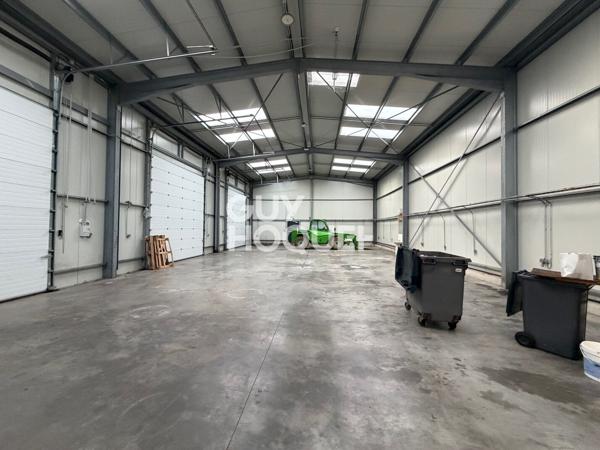 Local d'activité Saint Ouen De Thouberville 490m2