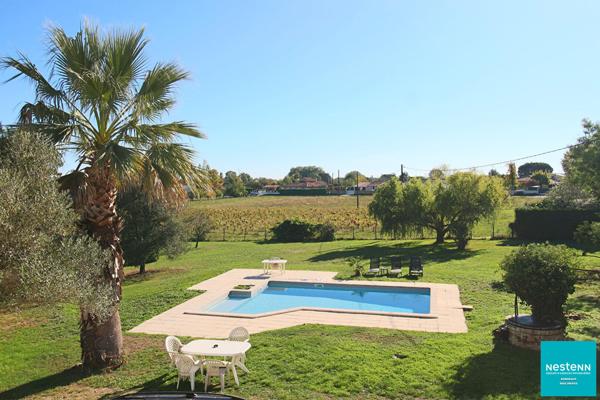 Maison Bourgeoise avec piscine et garages