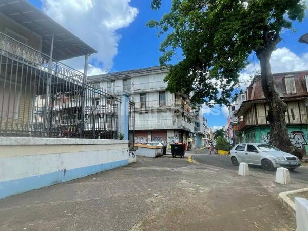 Appartement à SAISIR ET RAFRAICHIR