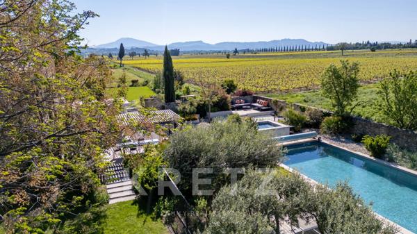 Propriété d'exception - restauration de charme - piscine et jardin paysagé - vue panoramique