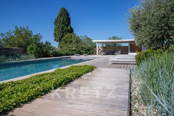 Propriété d'exception - restauration de charme - piscine et jardin paysagé - vue panoramique