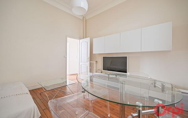 Appartement à vendre    3 pièces • 46,02 m2 Clichy