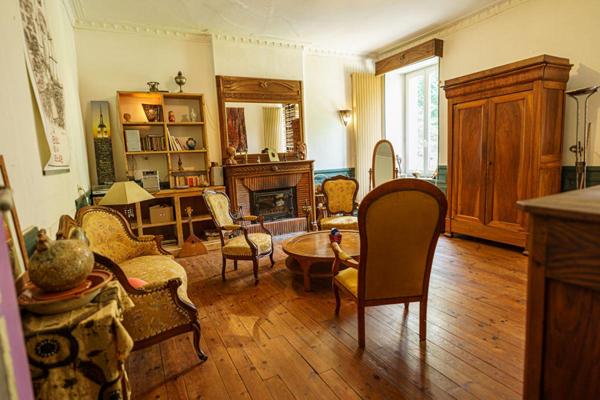 Maison de charme ? Authentique demeure début du Second Empire