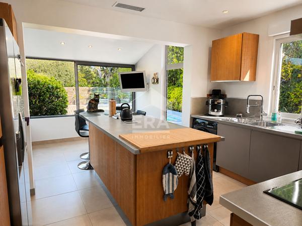 Maison Le Cannet 6 pièces 188 m2