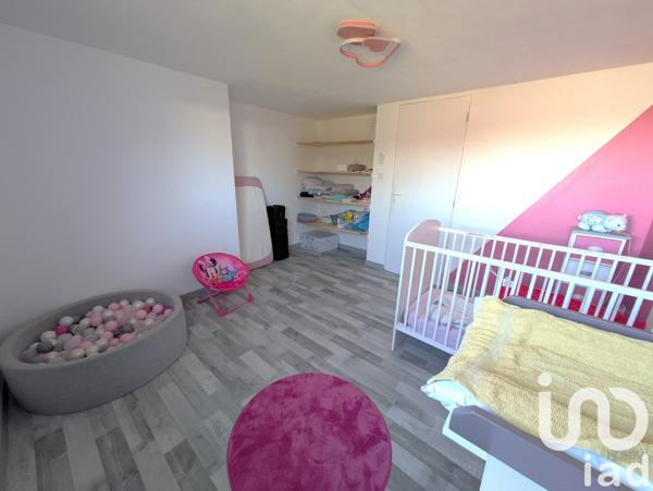 Maison 7 pièces de 180 m² à Balanzac (17600)