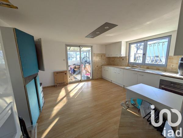 Maison 7 pièces de 180 m² à Balanzac (17600)