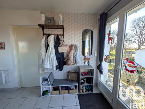 Maison 7 pièces de 180 m² à Balanzac (17600)