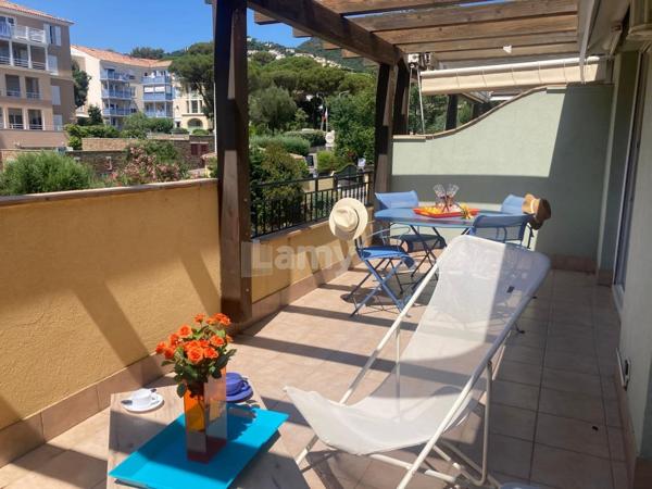 Appartement t3 avec loggia - garage et cave - piscines et tennis