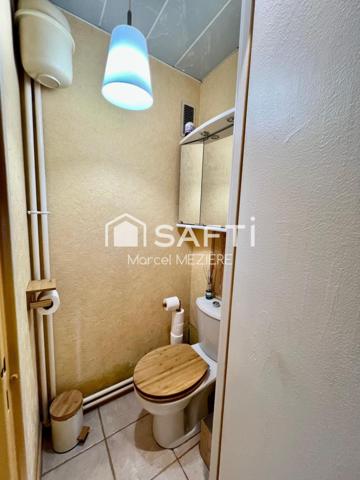 Bel appartement lumineux, refait avec des matériaux de qualité.