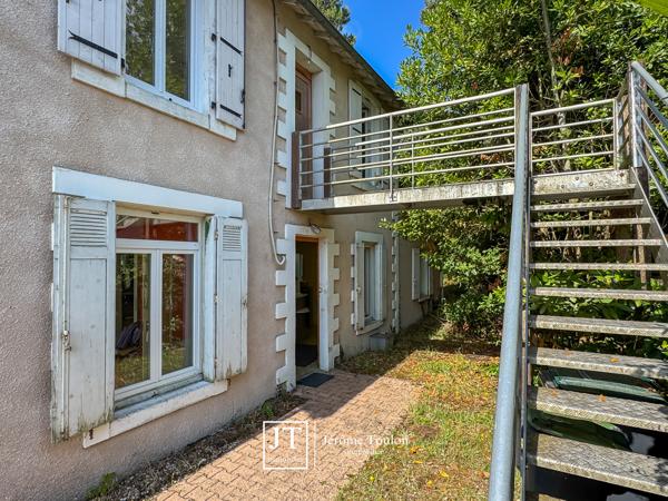 Maison
                                                                                                                                                                                                                                                                                                                        5 pièce(s)                                                                                                                                                                                                          3 chambre(s)                                                                                                                                                                                                          112  m²