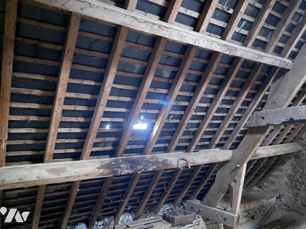 LONGERE A RENOVER AVEC TERRAIN