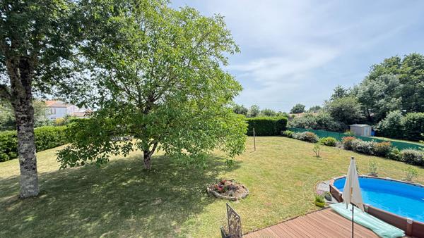 LA ROCHE SUR YON Maison 5 chambres sur terrain 1700 m² - EXCLUSIVITE AMANDA