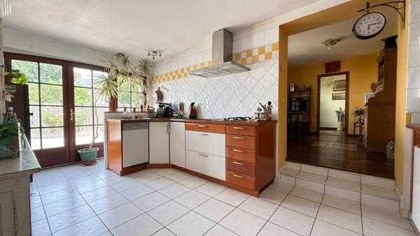 LA ROCHE SUR YON Maison 5 chambres sur terrain 1700 m² - EXCLUSIVITE AMANDA