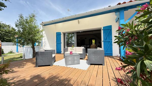 LA ROCHE SUR YON Maison 5 chambres sur terrain 1700 m² - EXCLUSIVITE AMANDA