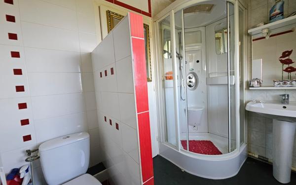 Maison à vendre    7 pièces •  Lanvéoc