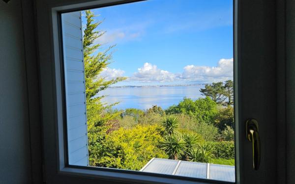 Maison à vendre    7 pièces •  Lanvéoc