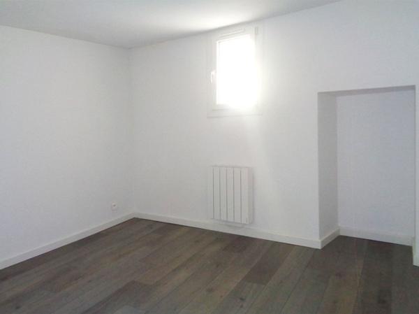 Pignans (83790) VENTE : appartement F2 loué (33,5 m² Carrez) à PIGNANS