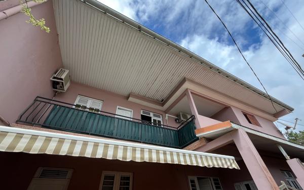 Maison à vendre    6 pièces • 162 m2 Fort-de-France