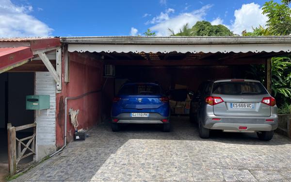 Maison à vendre    6 pièces • 162 m2 Fort-de-France