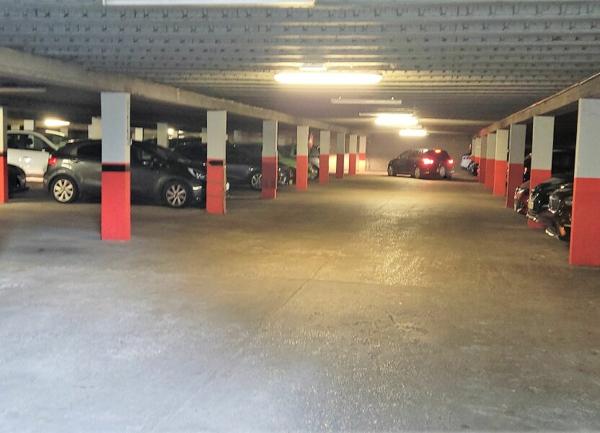 Stationnement à vendre  •  Yerres