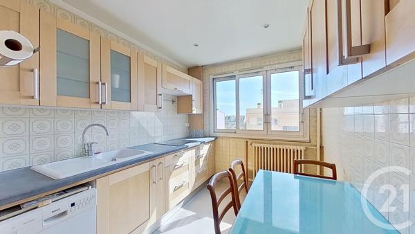 Appartement F3 à vendre  3 pièces - 73,10 m2 NOGENT SUR MARNE - 94