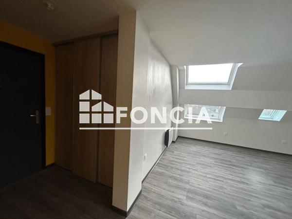 Location Appartement 2 pièces 51.13 m² - 2 RUE LE FULTON Bourges 18000