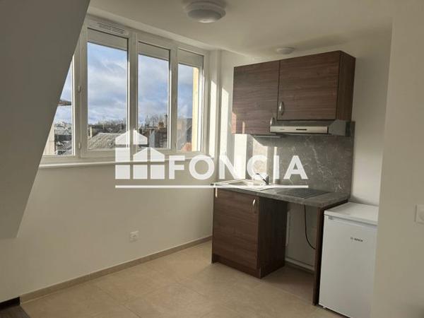 Location Appartement 2 pièces 51.13 m² - 2 RUE LE FULTON Bourges 18000