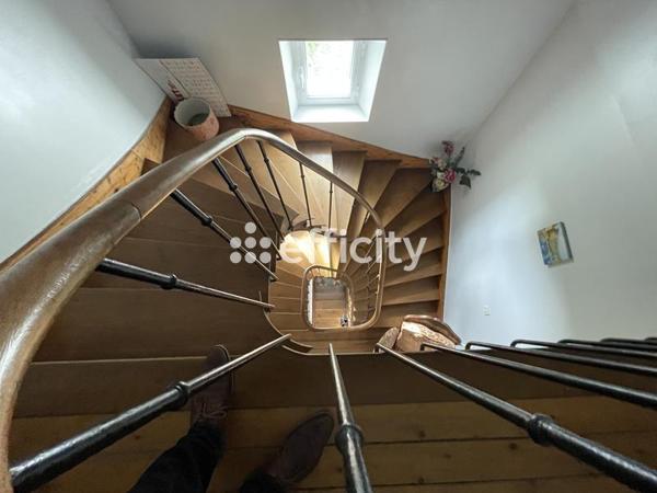 Maison 6 pièces - 184 m²