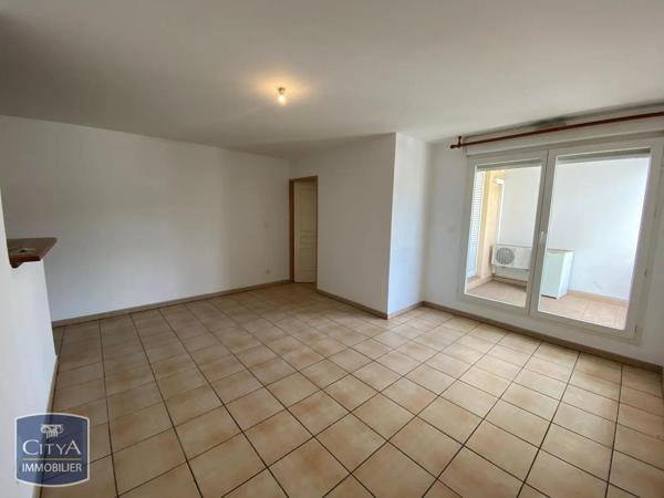Appartement à louer 2 pièces 41.25m² Le Tampon (97430)