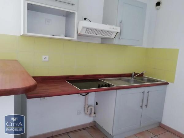 Appartement à louer 2 pièces 41.25m² Le Tampon (97430)