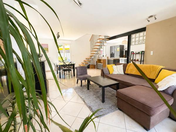 Vente                                                      Maison
                        
                                         107 m2                     à Bouaye