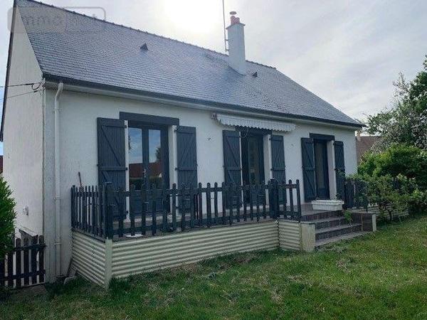 Maison à vendre à Évron en Mayenne (53600), ref : 13827/618