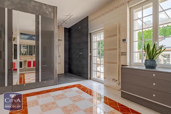Maison à vendre 5 pièces 340m² Chambray-lès-Tours (37170)