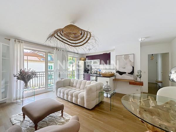 A VENDRE : Fontenay le Fleury , appartement de 3 pièces avec balcon, cave et parking