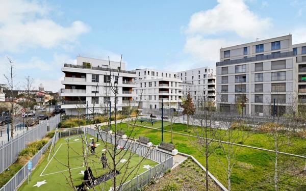 Appartement à vendre    4 pièces • 84,57 m2 Pantin