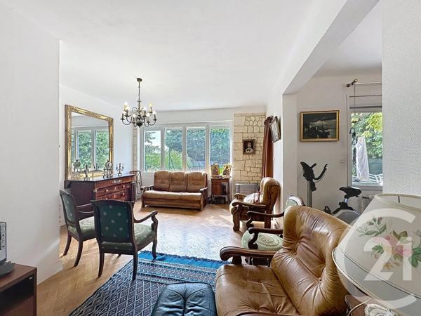 Maison à vendre  6 pièces - 172 m 2   FEYZIN  - 69