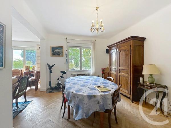 Maison à vendre  6 pièces - 172 m 2   FEYZIN  - 69