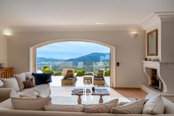 Pégomas, Villa 5 Chambres -  360 m² à vendre