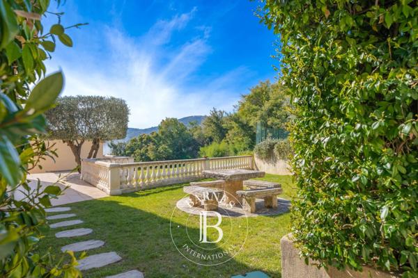 Pégomas, Villa 5 Chambres -  360 m² à vendre