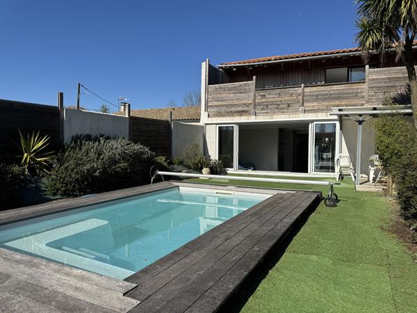 Rochefort : Maison de 145m² 3 chambres + Studio et Garage