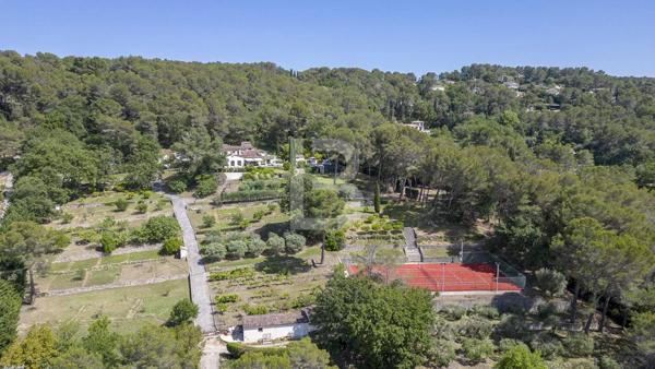 Splendide propriété à vendre située à Mougins