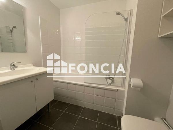 Location Appartement 2 pièces 34.3 m² - 2 RUE G. PECH A- 21 BD LACOMBE B Albi 81000