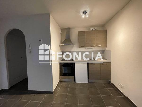 Location Appartement 2 pièces 34.3 m² - 2 RUE G. PECH A- 21 BD LACOMBE B Albi 81000