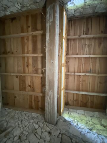 Dondas (47470) Dondas - Terrain avec pigeonnier et 3 hectares