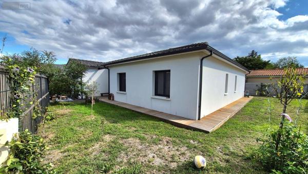 Maison à vendre à Saint-Jean-d'Illac en Gironde (33127), ref : 33186/147   
CENTRE VILLE