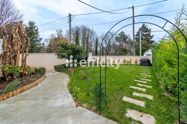 Maison 5 pièces - 100 m² Exclusivité efficity