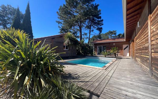 Maison à vendre    7 pièces • 144 m2 Biscarrosse