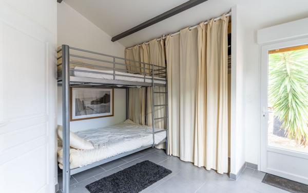 Maison à vendre    7 pièces • 144 m2 Biscarrosse